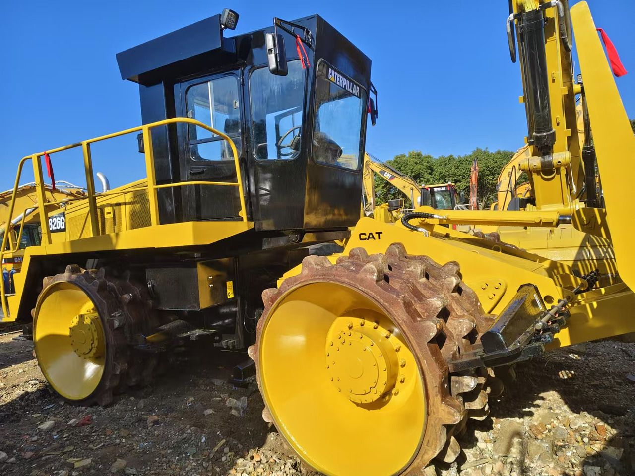 CATERPILLAR 826G - Ασφαλτικός οδοστρωτήρας: φωτογραφία 4 CATERPILLAR 826G - Ασφαλτικός οδοστρωτήρας: φωτογραφία 4