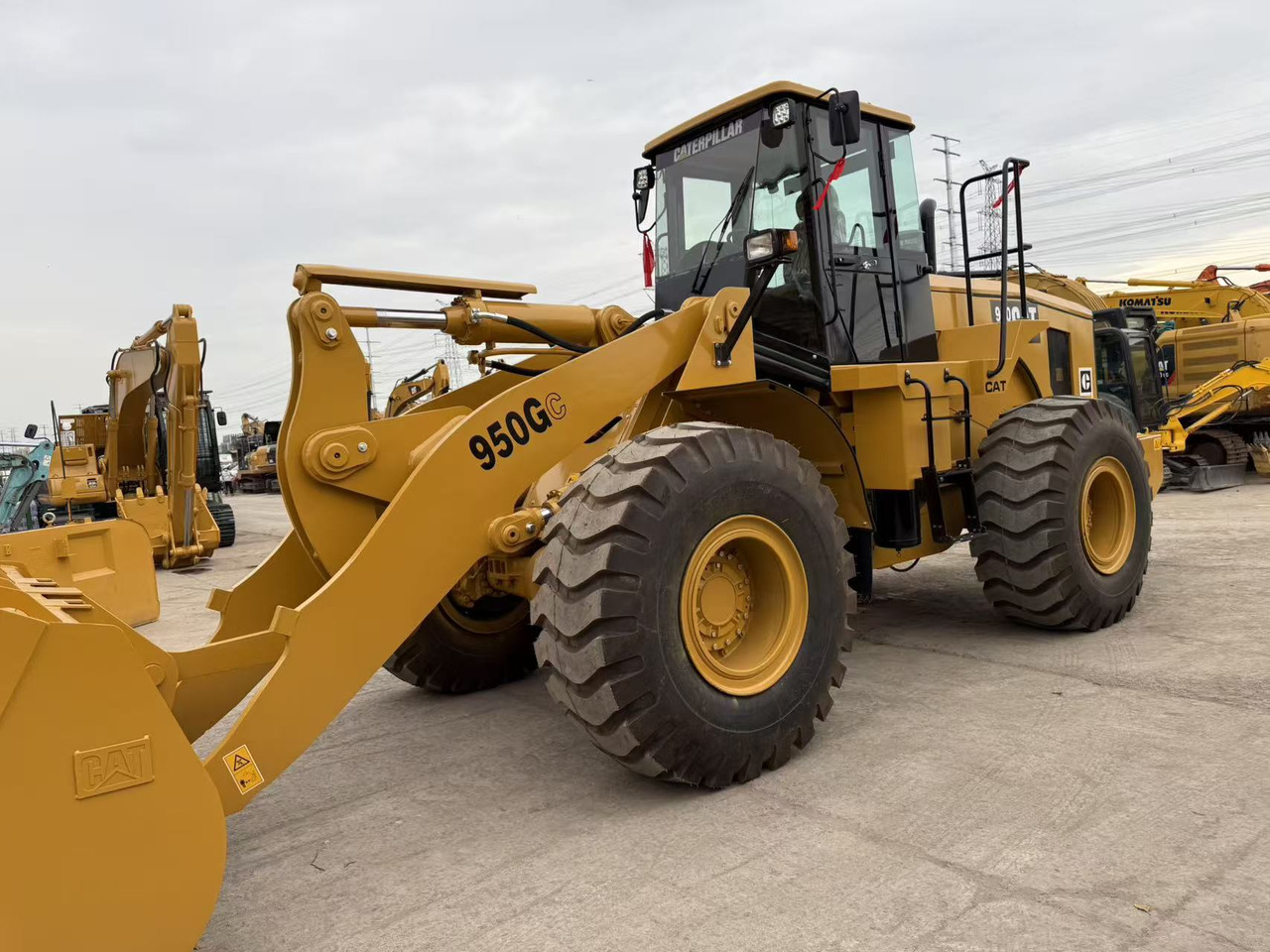 CATERPILLAR 950GC - Ελαστιχοφόρος φορτωτής: φωτογραφία 3 CATERPILLAR 950GC - Ελαστιχοφόρος φορτωτής: φωτογραφία 3