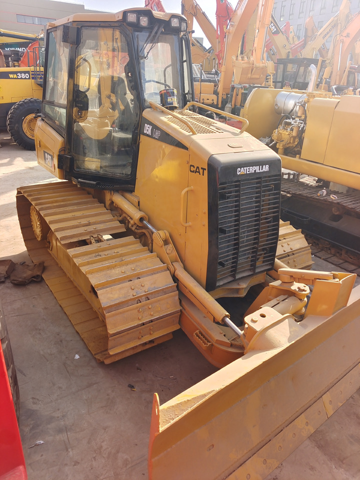 CATERPILLAR D3K - Μπουλντόζα: φωτογραφία 4 CATERPILLAR D3K - Μπουλντόζα: φωτογραφία 4