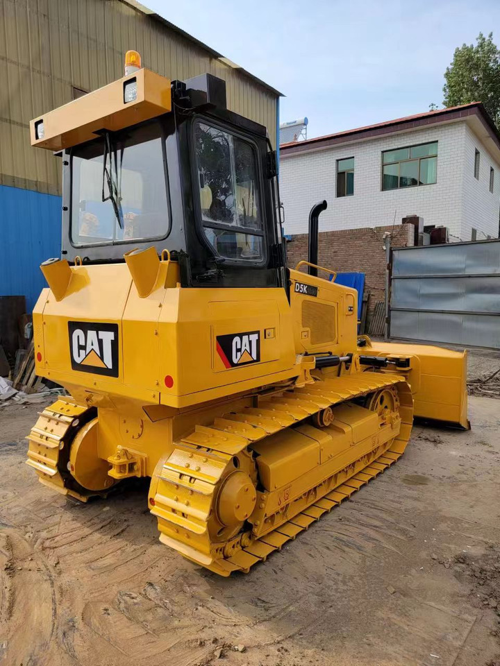 CATERPILLAR D5K - Μπουλντόζα: φωτογραφία 4 CATERPILLAR D5K - Μπουλντόζα: φωτογραφία 4
