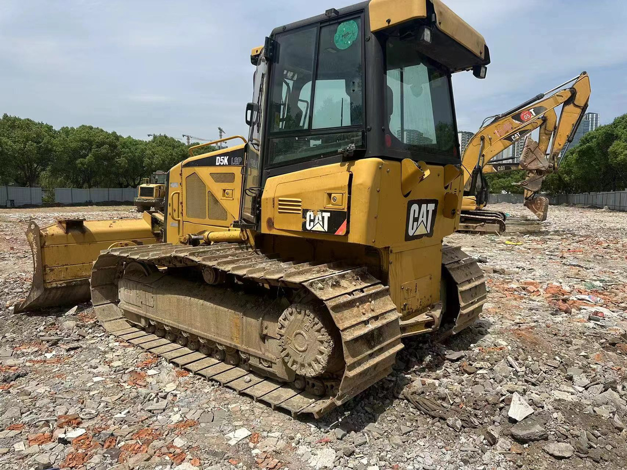 CATERPILLAR D5K - Μπουλντόζα: φωτογραφία 4 CATERPILLAR D5K - Μπουλντόζα: φωτογραφία 4