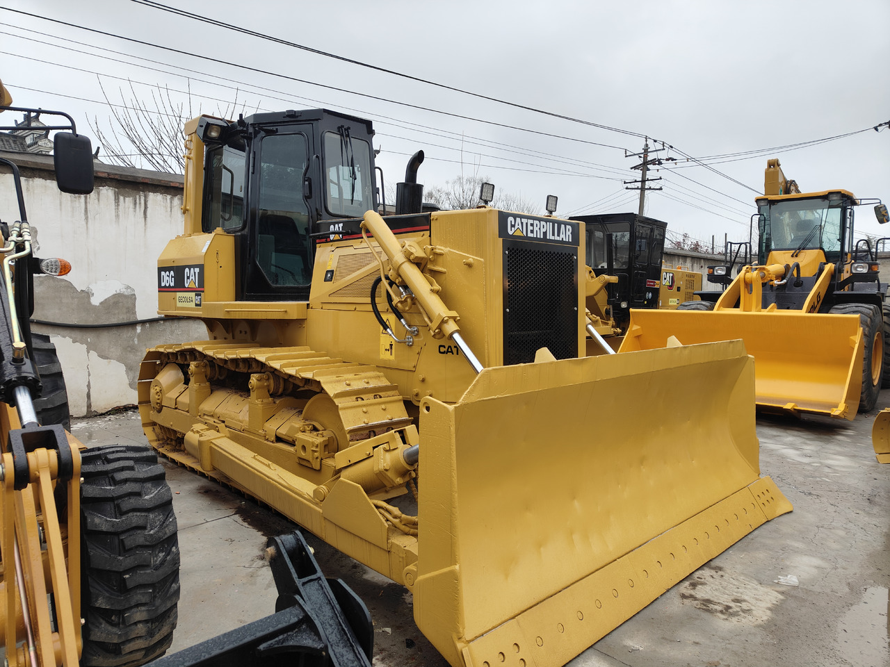CATERPILLAR D6G - Μπουλντόζα: φωτογραφία 1 CATERPILLAR D6G - Μπουλντόζα: φωτογραφία 1