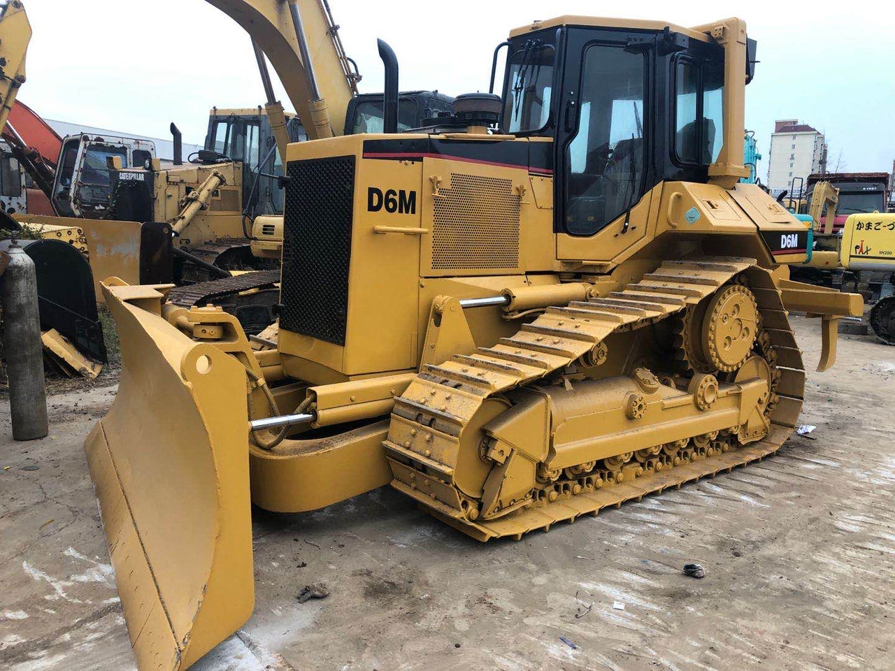 CATERPILLAR D6M - Μπουλντόζα: φωτογραφία 4 CATERPILLAR D6M - Μπουλντόζα: φωτογραφία 4