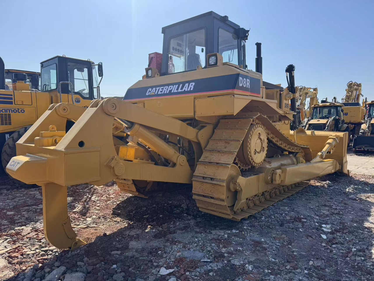 CATERPILLAR D8R - Μπουλντόζα: φωτογραφία 4 CATERPILLAR D8R - Μπουλντόζα: φωτογραφία 4