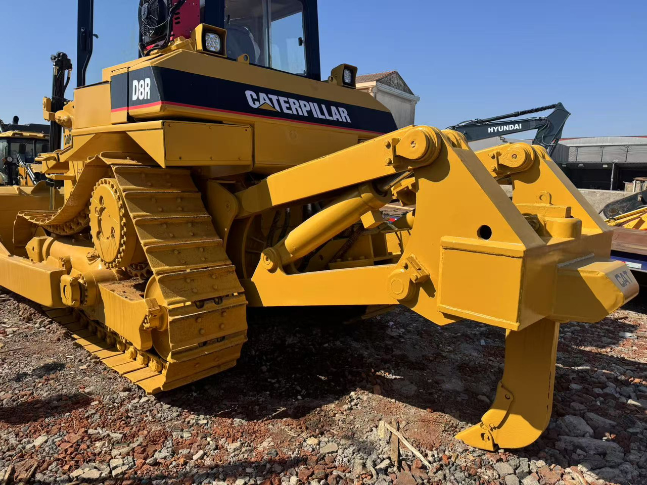 CATERPILLAR D8R - Μπουλντόζα: φωτογραφία 3 CATERPILLAR D8R - Μπουλντόζα: φωτογραφία 3