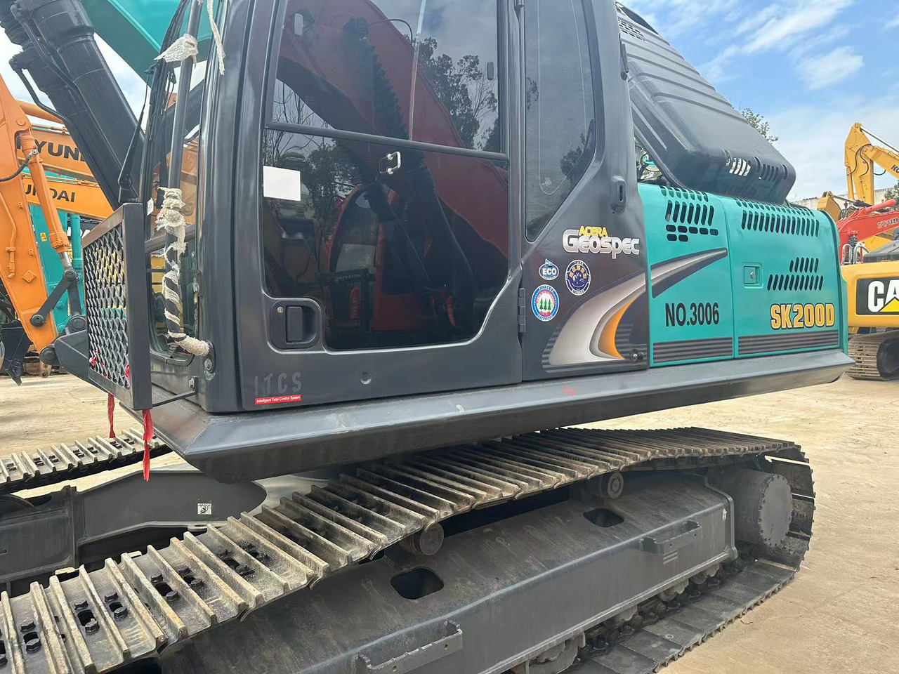 KOBELCO SK200D - Μίνι εκσκαφέας: φωτογραφία 4 KOBELCO SK200D - Μίνι εκσκαφέας: φωτογραφία 4