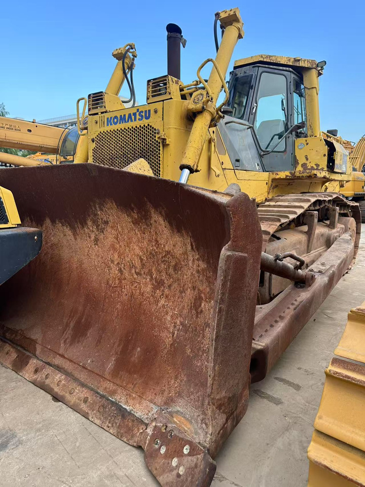 KOMATSU D155A-5 - Μπουλντόζα: φωτογραφία 2 KOMATSU D155A-5 - Μπουλντόζα: φωτογραφία 2