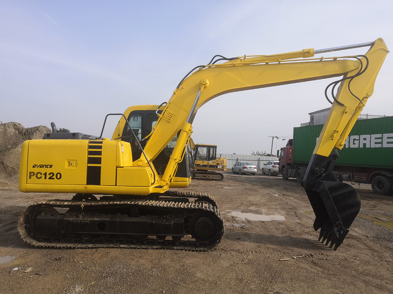 KOMATSU PC120-6 - Ερπυστριοφόρος εκσκαφέας: φωτογραφία 2 KOMATSU PC120-6 - Ερπυστριοφόρος εκσκαφέας: φωτογραφία 2