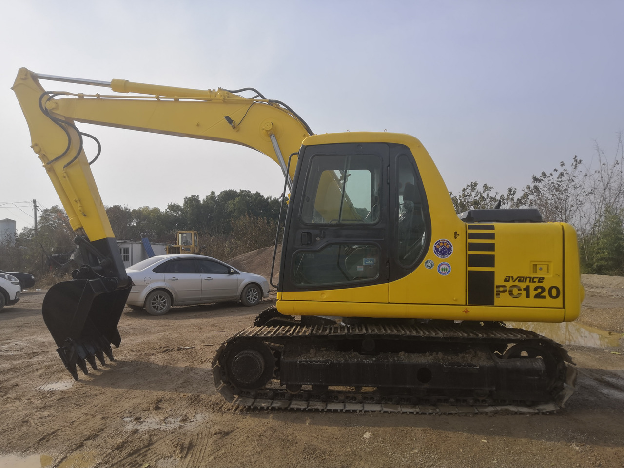 KOMATSU PC120-6 - Ερπυστριοφόρος εκσκαφέας: φωτογραφία 4 KOMATSU PC120-6 - Ερπυστριοφόρος εκσκαφέας: φωτογραφία 4