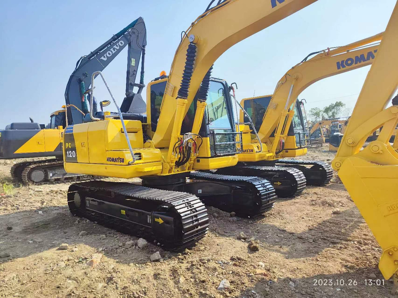 KOMATSU PC120-8 - Ερπυστριοφόρος εκσκαφέας: φωτογραφία 1 KOMATSU PC120-8 - Ερπυστριοφόρος εκσκαφέας: φωτογραφία 1