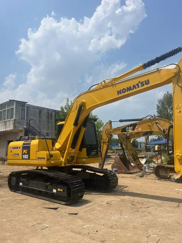 KOMATSU PC160-7 - Ερπυστριοφόρος εκσκαφέας: φωτογραφία 4 KOMATSU PC160-7 - Ερπυστριοφόρος εκσκαφέας: φωτογραφία 4
