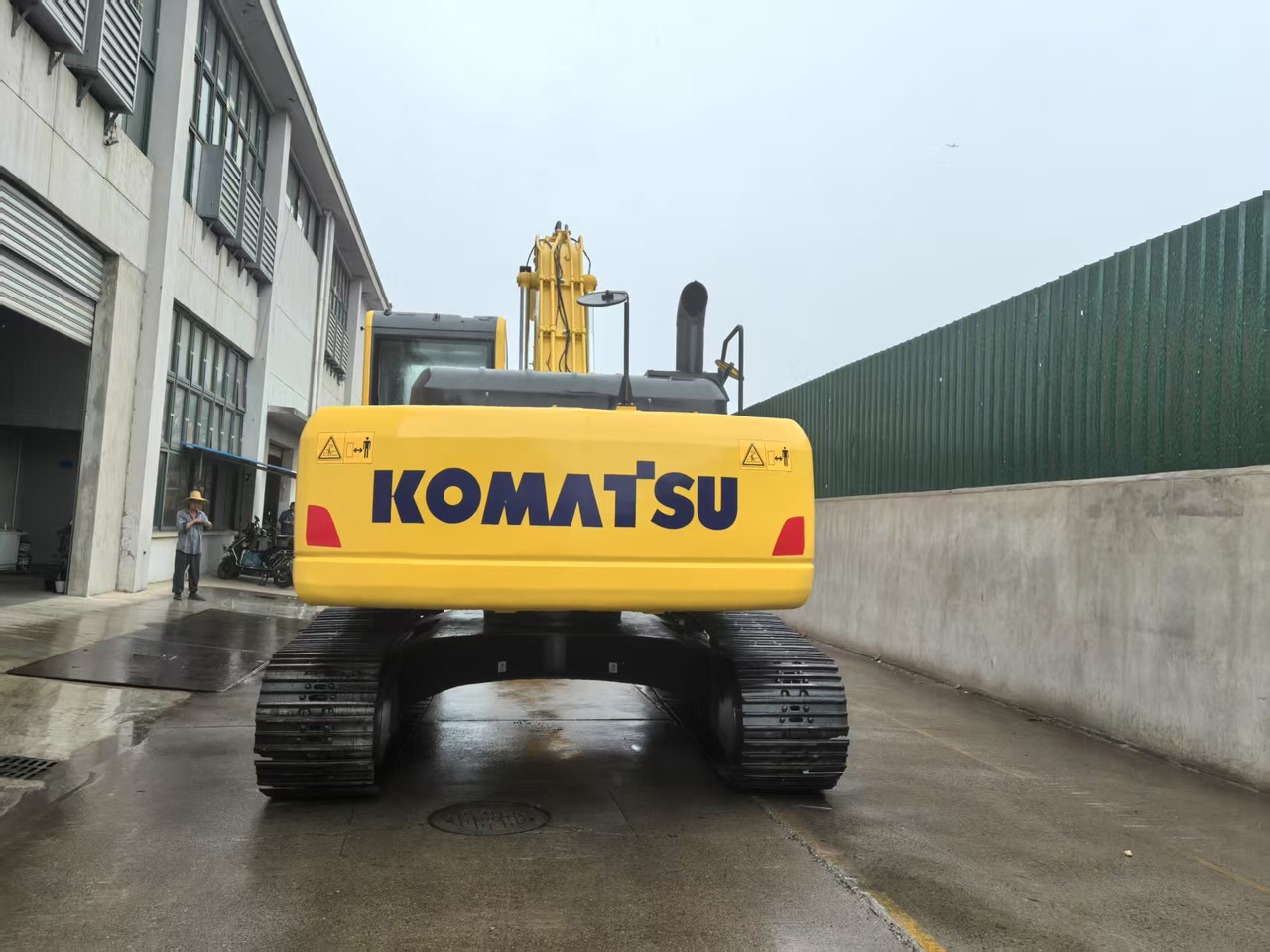 KOMATSU PC240LC-8M0 - Ερπυστριοφόρος εκσκαφέας: φωτογραφία 5 KOMATSU PC240LC-8M0 - Ερπυστριοφόρος εκσκαφέας: φωτογραφία 5