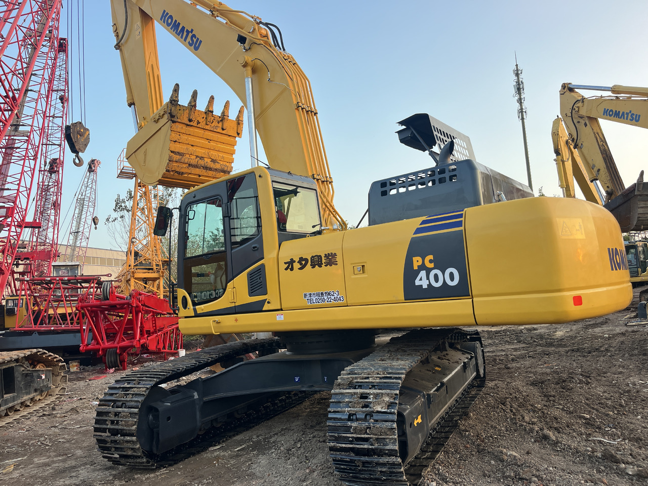 KOMATSU PC400-8R - Ερπυστριοφόρος εκσκαφέας: φωτογραφία 1 KOMATSU PC400-8R - Ερπυστριοφόρος εκσκαφέας: φωτογραφία 1