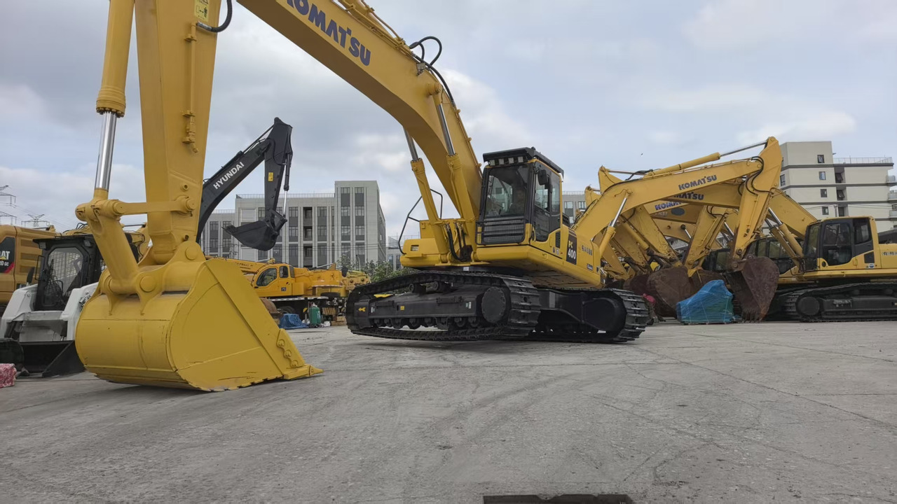 KOMATSU PC400-8 - Ερπυστριοφόρος εκσκαφέας: φωτογραφία 2 KOMATSU PC400-8 - Ερπυστριοφόρος εκσκαφέας: φωτογραφία 2