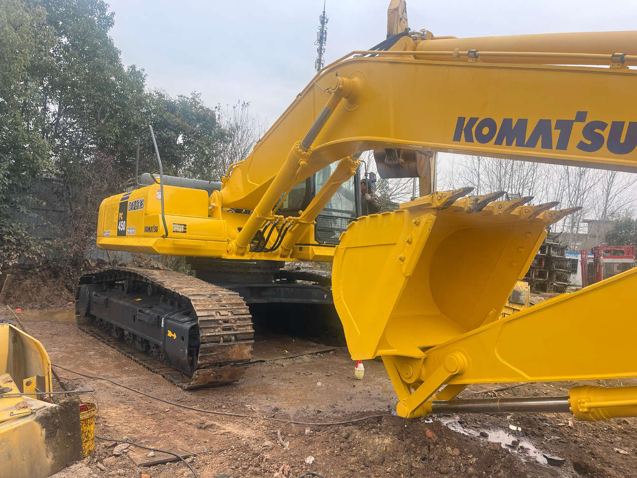 KOMATSU PC450-7 - Ερπυστριοφόρος εκσκαφέας: φωτογραφία 5 KOMATSU PC450-7 - Ερπυστριοφόρος εκσκαφέας: φωτογραφία 5