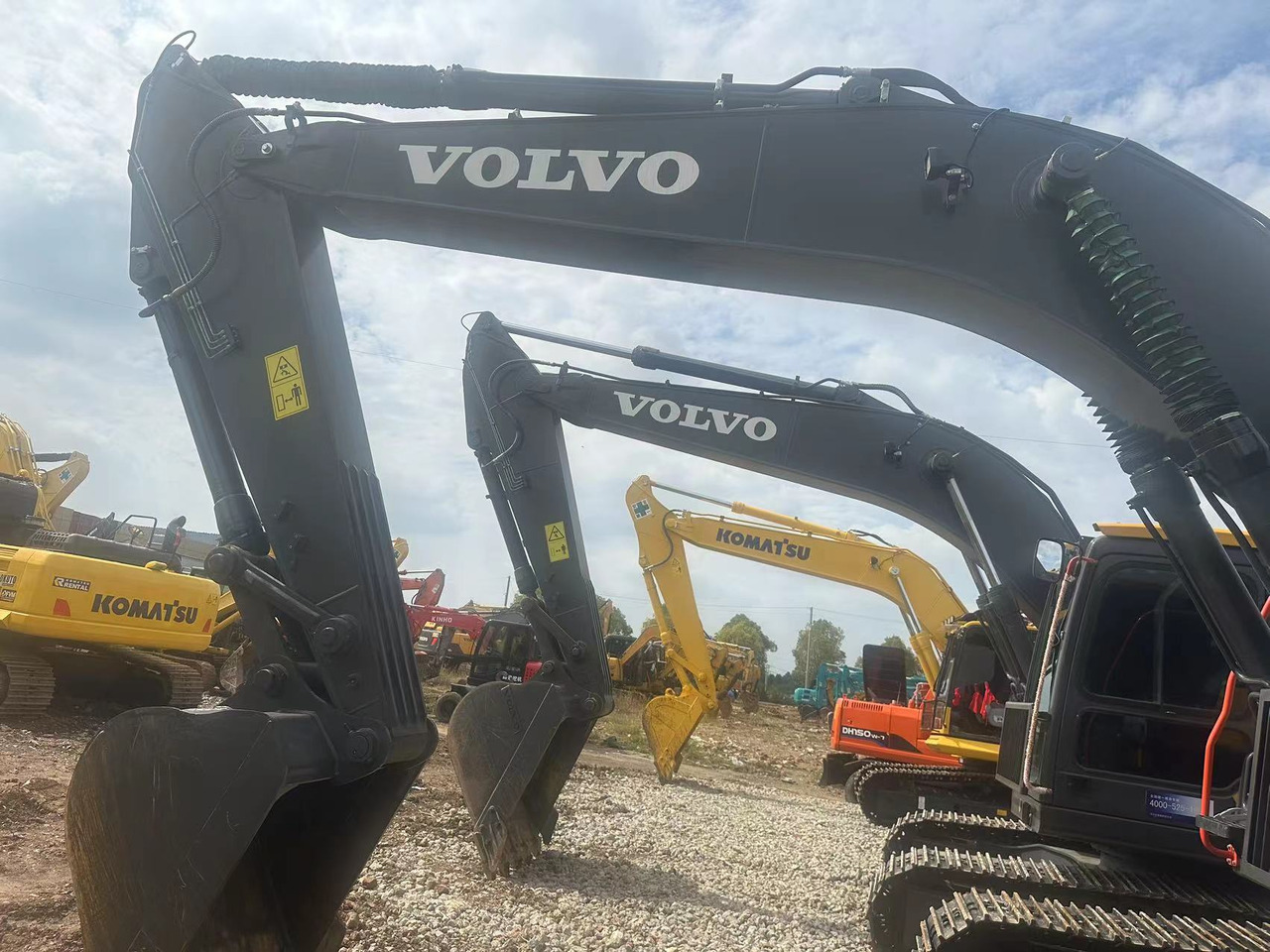 VOLVO EC240 - Ερπυστριοφόρος εκσκαφέας: φωτογραφία 4 VOLVO EC240 - Ερπυστριοφόρος εκσκαφέας: φωτογραφία 4
