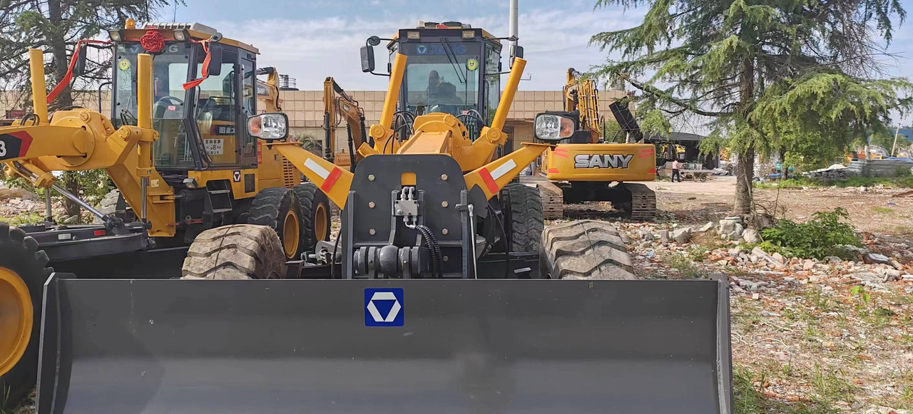 XCMG GR2153 - Γκρέιντερ: φωτογραφία 4 XCMG GR2153 - Γκρέιντερ: φωτογραφία 4
