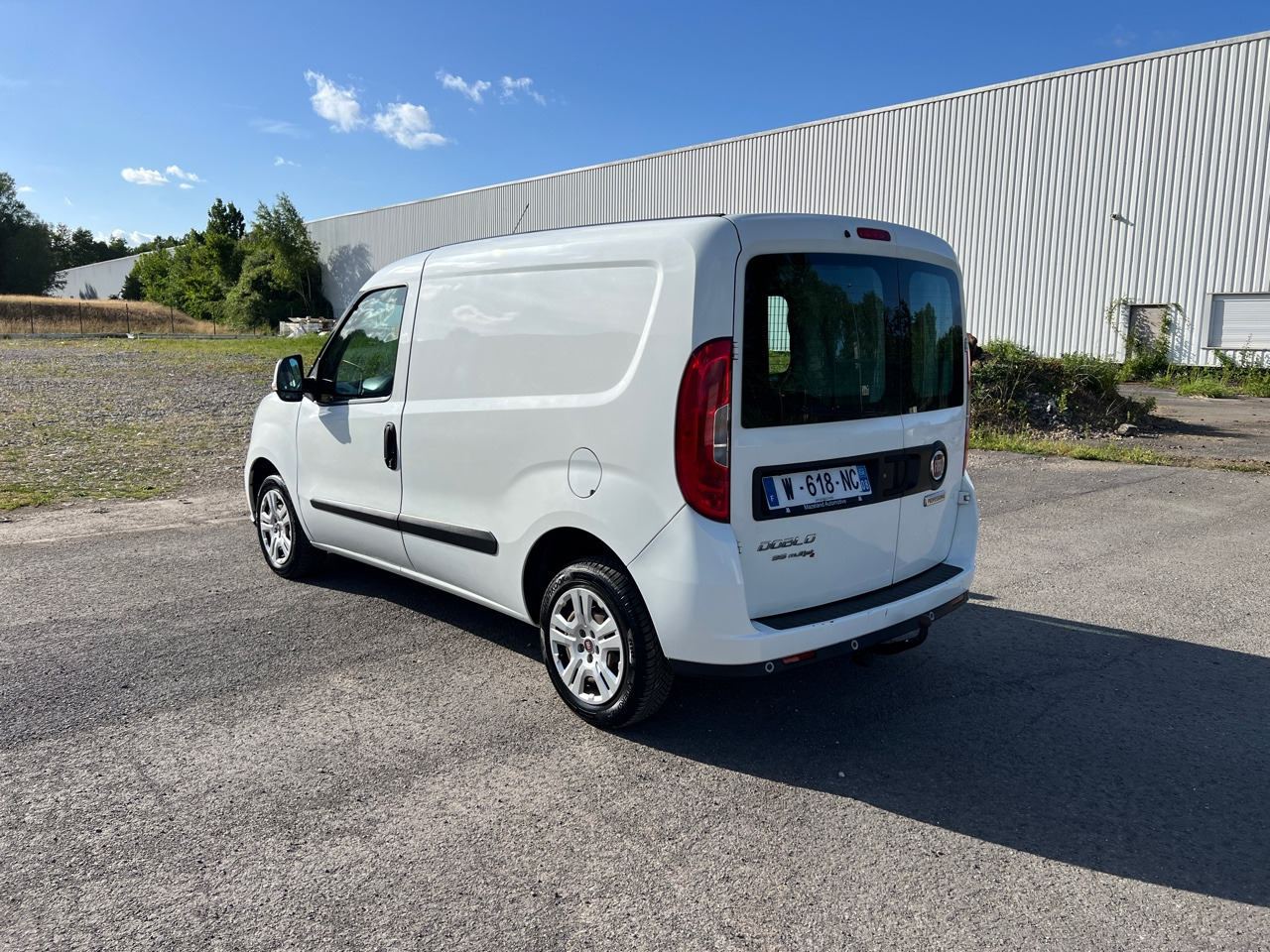 FIAT Doblo Multijet 1.3 95ch Utilitaire - Βαν: φωτογραφία 2 FIAT Doblo Multijet 1.3 95ch Utilitaire - Βαν: φωτογραφία 2