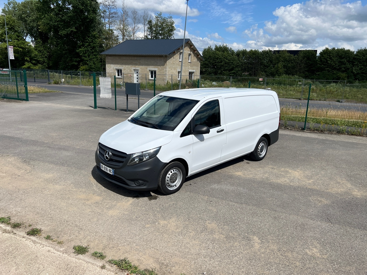 MERCEDES-BENZ VITO 109 Fourgon 1.6 BlueTEC Long Utilitaire - Βαν: φωτογραφία 1 MERCEDES-BENZ VITO 109 Fourgon 1.6 BlueTEC Long Utilitaire - Βαν: φωτογραφία 1