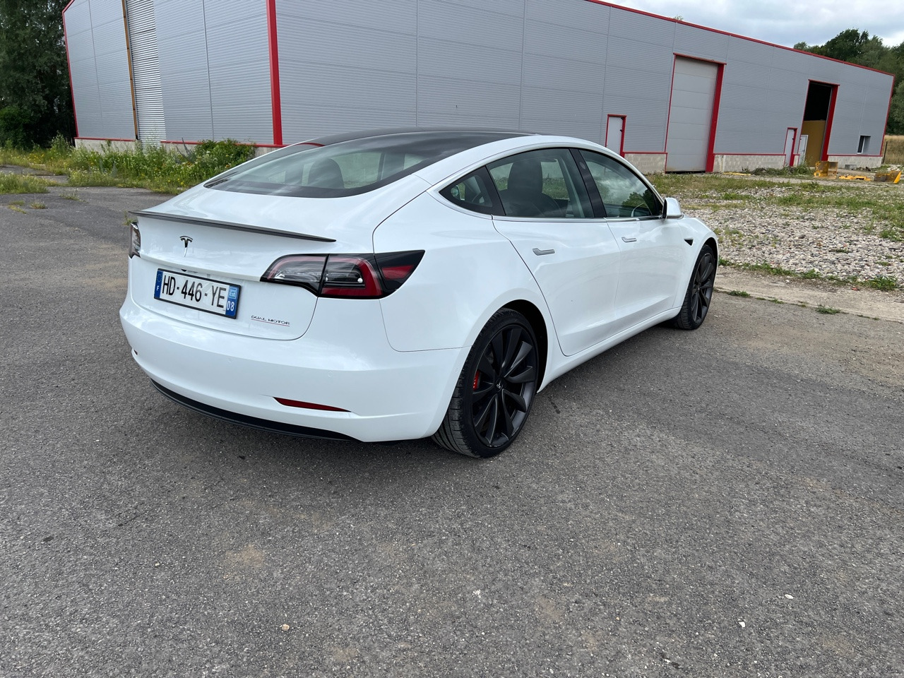 TESLA Model 3 Performance Dual Motor FSD 3 Autopilot - Λιμουζίνα/ Sedan: φωτογραφία 2 TESLA Model 3 Performance Dual Motor FSD 3 Autopilot - Λιμουζίνα/ Sedan: φωτογραφία 2