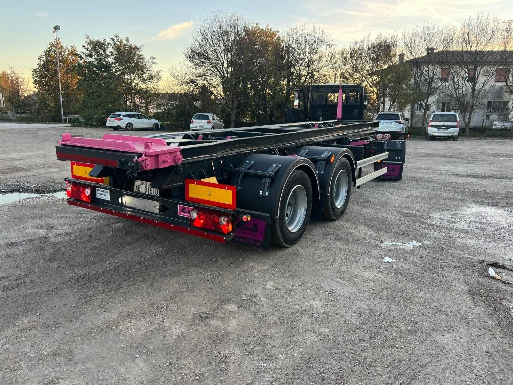 CARDI RIMORCHIO CARDI SCARRABILE RIBALTABILE - Ρυμούλκα γάντζος/ Αλυσιδάκι: φωτογραφία 1 CARDI RIMORCHIO CARDI SCARRABILE RIBALTABILE - Ρυμούλκα γάντζος/ Αλυσιδάκι: φωτογραφία 1