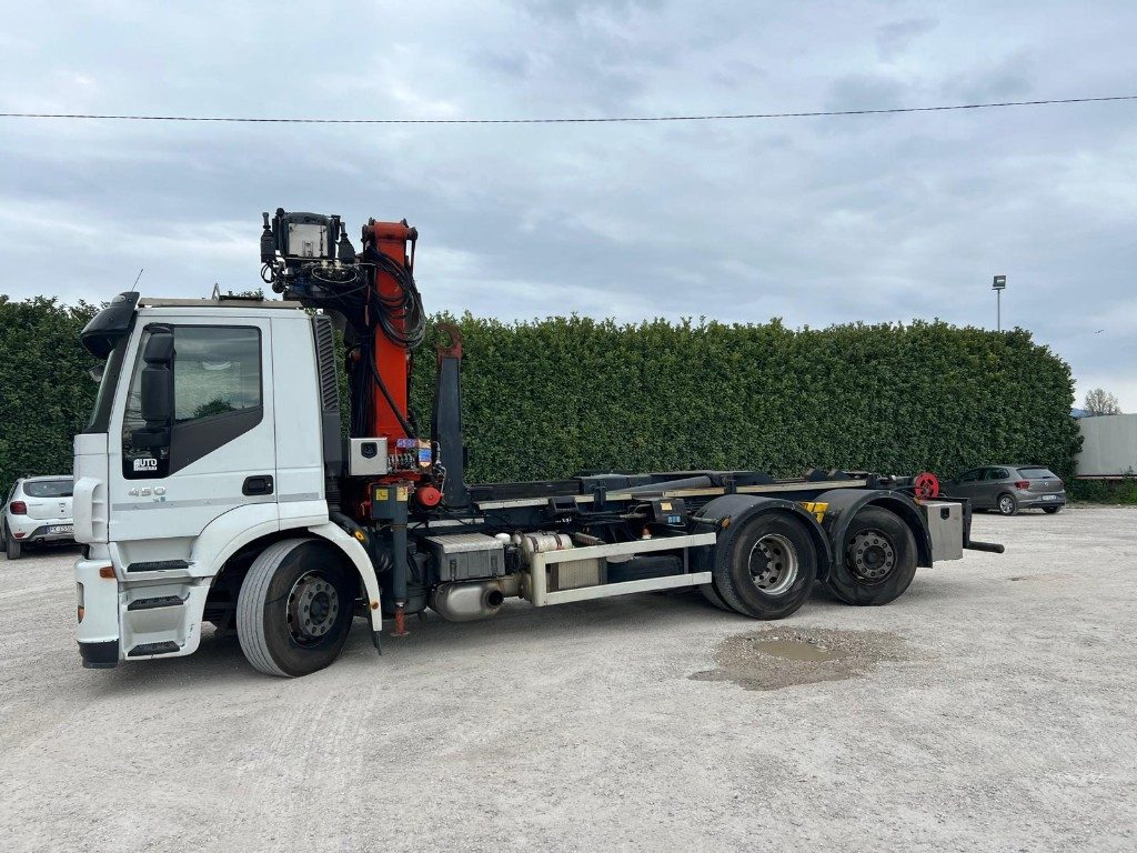IVECO STRALIS 260E45 SCARRABILE - Φορτηγό φόρτωσης γάντζου: φωτογραφία 2 IVECO STRALIS 260E45 SCARRABILE - Φορτηγό φόρτωσης γάντζου: φωτογραφία 2