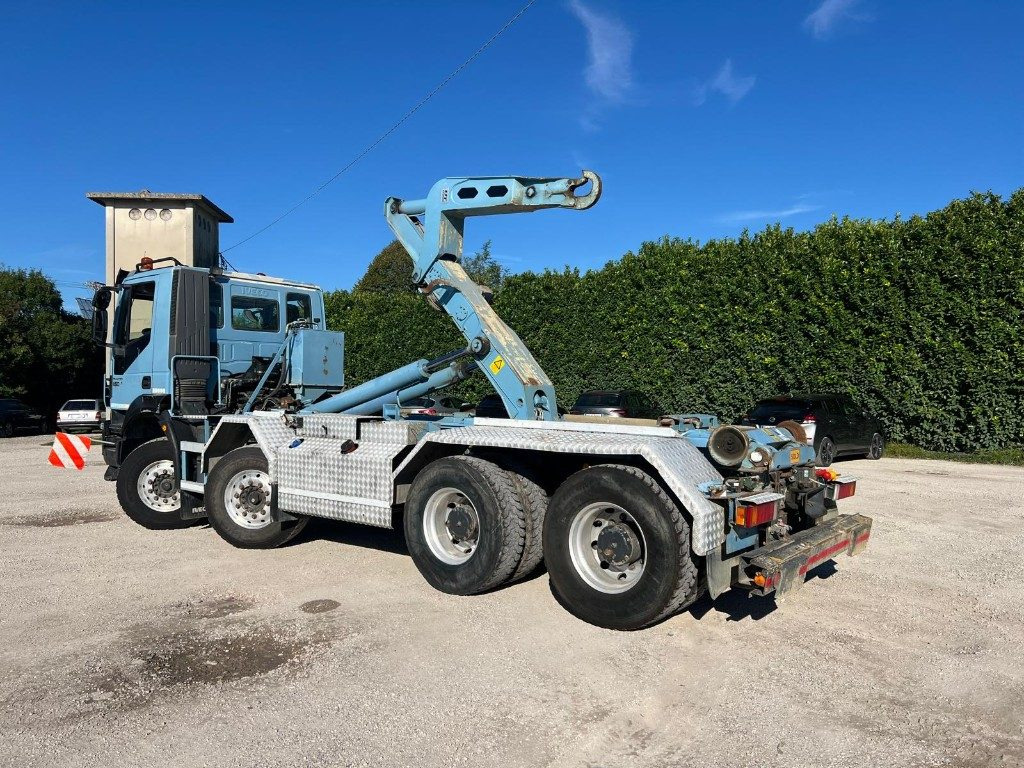 IVECO TRAKKER 450 SCARRABILE - Φορτηγό φόρτωσης γάντζου: φωτογραφία 4 IVECO TRAKKER 450 SCARRABILE - Φορτηγό φόρτωσης γάντζου: φωτογραφία 4