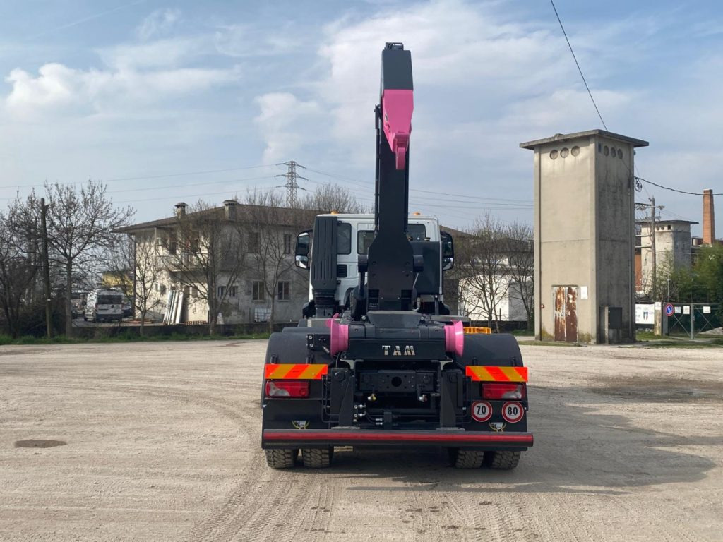 IVECO TRAKKER T-WAY AD510 NUOVO SCARRABILE - Φορτηγό φόρτωσης γάντζου: φωτογραφία 4 IVECO TRAKKER T-WAY AD510 NUOVO SCARRABILE - Φορτηγό φόρτωσης γάντζου: φωτογραφία 4