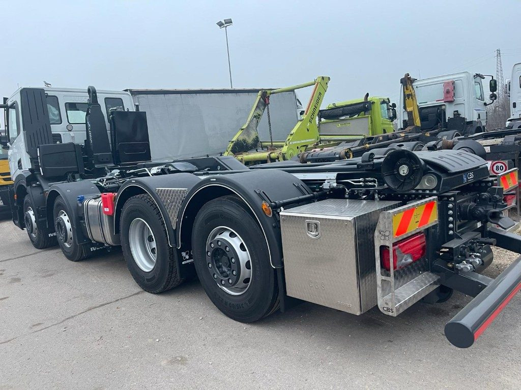 IVECO X-WAY AD350X480YPS SCARRABILE NUOVO - Φορτηγό φόρτωσης γάντζου: φωτογραφία 4 IVECO X-WAY AD350X480YPS SCARRABILE NUOVO - Φορτηγό φόρτωσης γάντζου: φωτογραφία 4