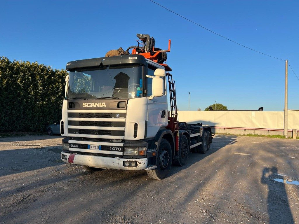 SCANIA CV R124 SCARRABILE CON GRU E POLIPO - Φορτηγό φόρτωσης γάντζου: φωτογραφία 3 SCANIA CV R124 SCARRABILE CON GRU E POLIPO - Φορτηγό φόρτωσης γάντζου: φωτογραφία 3
