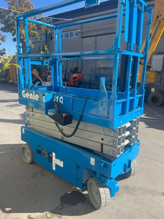 Genie GS-1932 - Ψαλιδωτό ανυψωτικό: φωτογραφία 3 Genie GS-1932 - Ψαλιδωτό ανυψωτικό: φωτογραφία 3