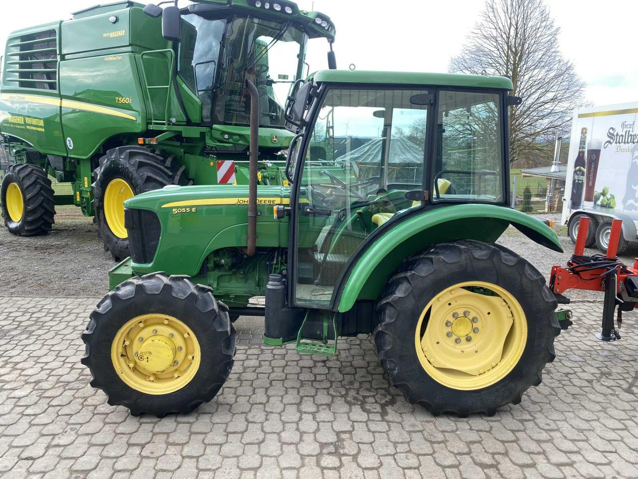 John Deere 5055E - Τρακτέρ: φωτογραφία 4 John Deere 5055E - Τρακτέρ: φωτογραφία 4