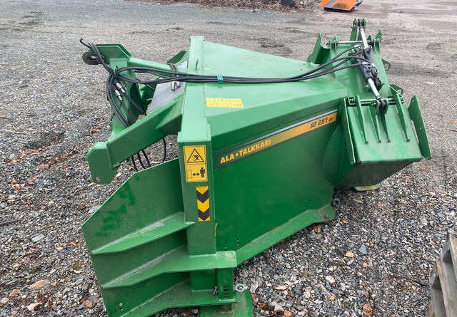 Ala-TalkkariAT-251 2g - Φυσητήρας χιονιού: φωτογραφία 3 Ala-TalkkariAT-251 2g - Φυσητήρας χιονιού: φωτογραφία 3