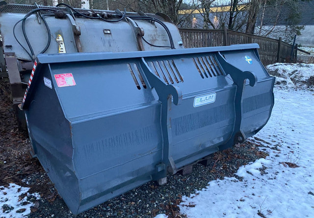 Siljum MekanPolannekauha 3,8m3 - Κουβάς για φορτωτή: φωτογραφία 1 Siljum MekanPolannekauha 3,8m3 - Κουβάς για φορτωτή: φωτογραφία 1