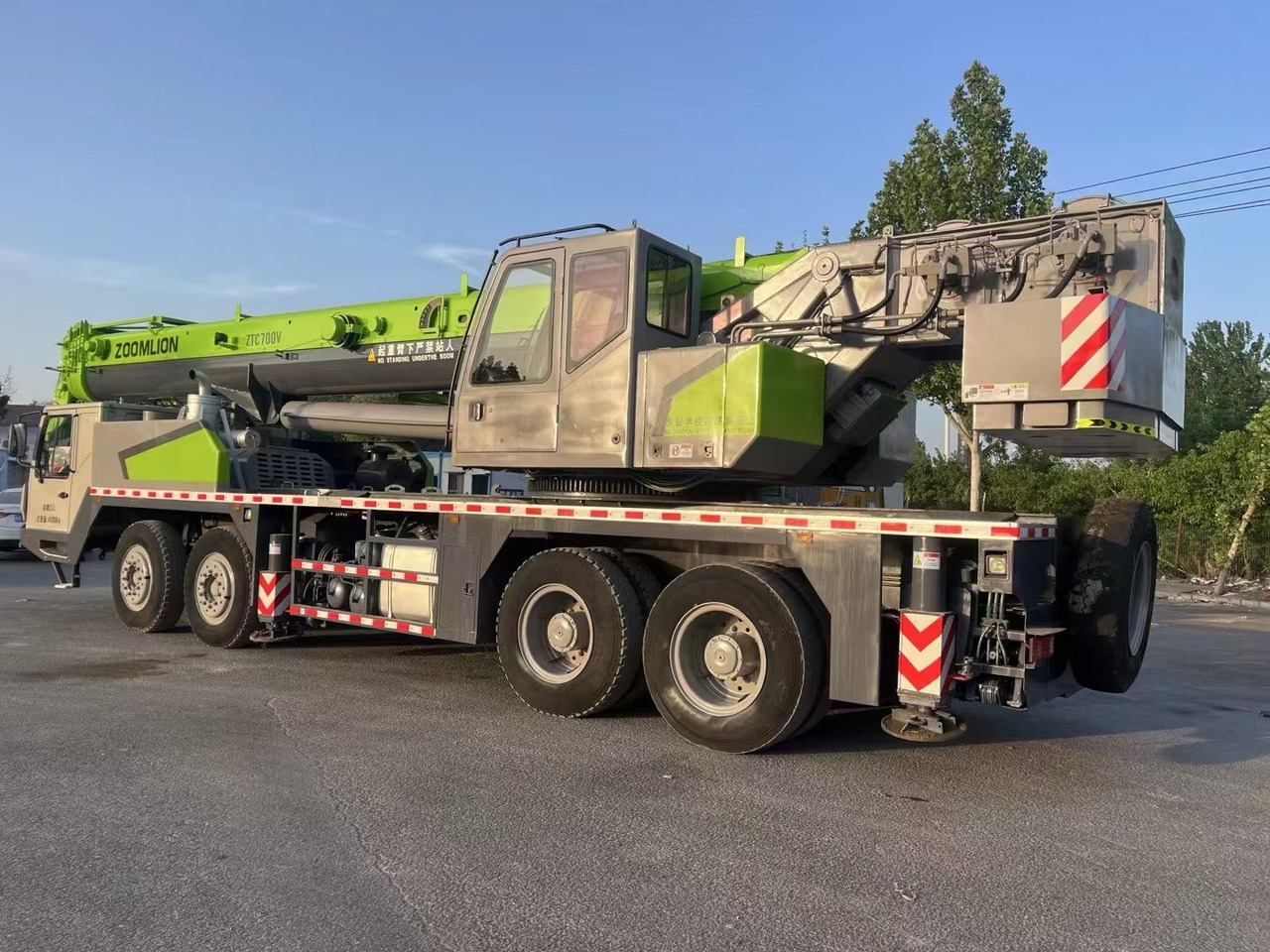 ZOOMLION ZTC700V 70 ton truck crane - Τηλεσκοπικός γερανός: φωτογραφία 4 ZOOMLION ZTC700V 70 ton truck crane - Τηλεσκοπικός γερανός: φωτογραφία 4