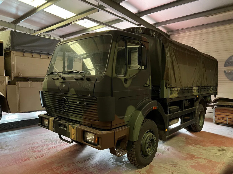 Mercedes-Benz 1017 A/4X4 - Φορτηγό μουσαμάς: φωτογραφία 1 Mercedes-Benz 1017 A/4X4 - Φορτηγό μουσαμάς: φωτογραφία 1