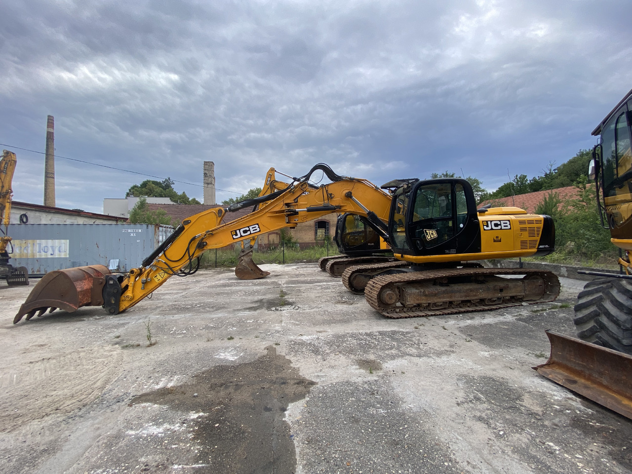 JCB JS 210 - Ερπυστριοφόρος εκσκαφέας: φωτογραφία 1 JCB JS 210 - Ερπυστριοφόρος εκσκαφέας: φωτογραφία 1