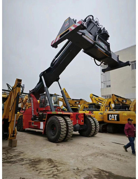 Kalmar DRF450 - Reachstacker: φωτογραφία 5 Kalmar DRF450 - Reachstacker: φωτογραφία 5