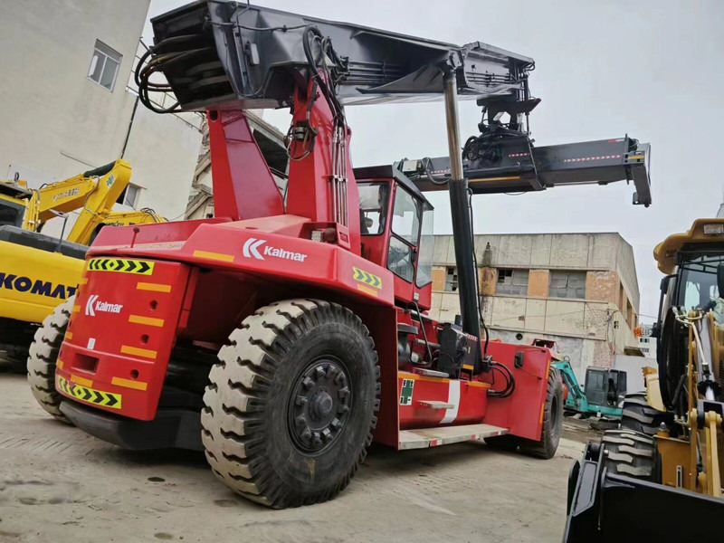 Kalmar DRF450 - Reachstacker: φωτογραφία 1 Kalmar DRF450 - Reachstacker: φωτογραφία 1