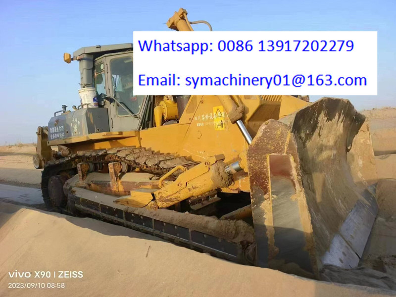 Komatsu D155A-5 - Μπουλντόζα: φωτογραφία 2 Komatsu D155A-5 - Μπουλντόζα: φωτογραφία 2