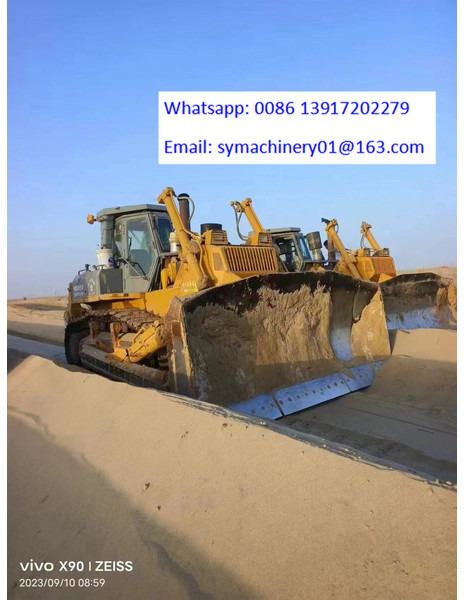 Komatsu D155A-5 - Μπουλντόζα: φωτογραφία 1 Komatsu D155A-5 - Μπουλντόζα: φωτογραφία 1