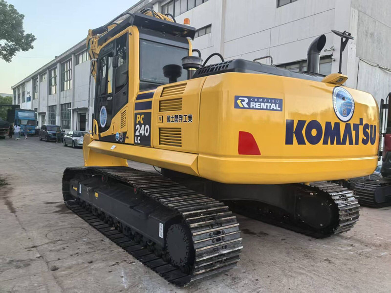Komatsu PC240LC-8 - Ερπυστριοφόρος εκσκαφέας: φωτογραφία 4 Komatsu PC240LC-8 - Ερπυστριοφόρος εκσκαφέας: φωτογραφία 4