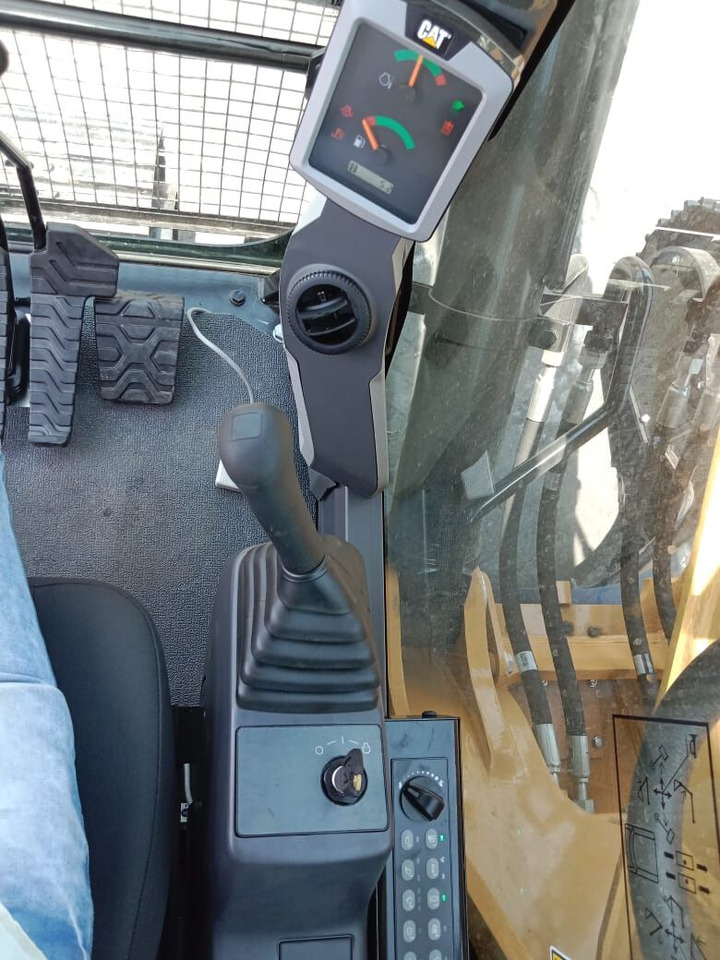 New Caterpillar 320D3GC tracked excavator - Ερπυστριοφόρος εκσκαφέας: φωτογραφία 5 New Caterpillar 320D3GC tracked excavator - Ερπυστριοφόρος εκσκαφέας: φωτογραφία 5