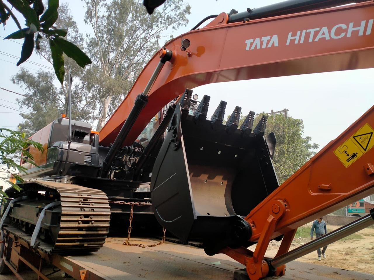 New Hitachi ZX220 LC tracked excavator - Ερπυστριοφόρος εκσκαφέας: φωτογραφία 3 New Hitachi ZX220 LC tracked excavator - Ερπυστριοφόρος εκσκαφέας: φωτογραφία 3