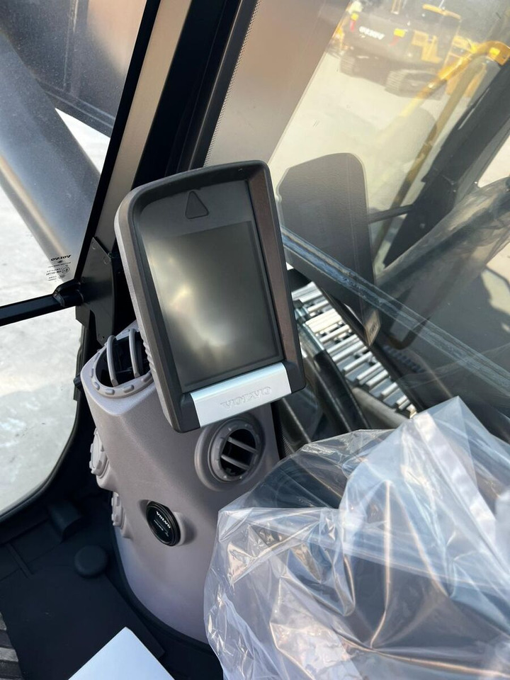 New Volvo EC480DL tracked excavator - Ερπυστριοφόρος εκσκαφέας: φωτογραφία 5 New Volvo EC480DL tracked excavator - Ερπυστριοφόρος εκσκαφέας: φωτογραφία 5