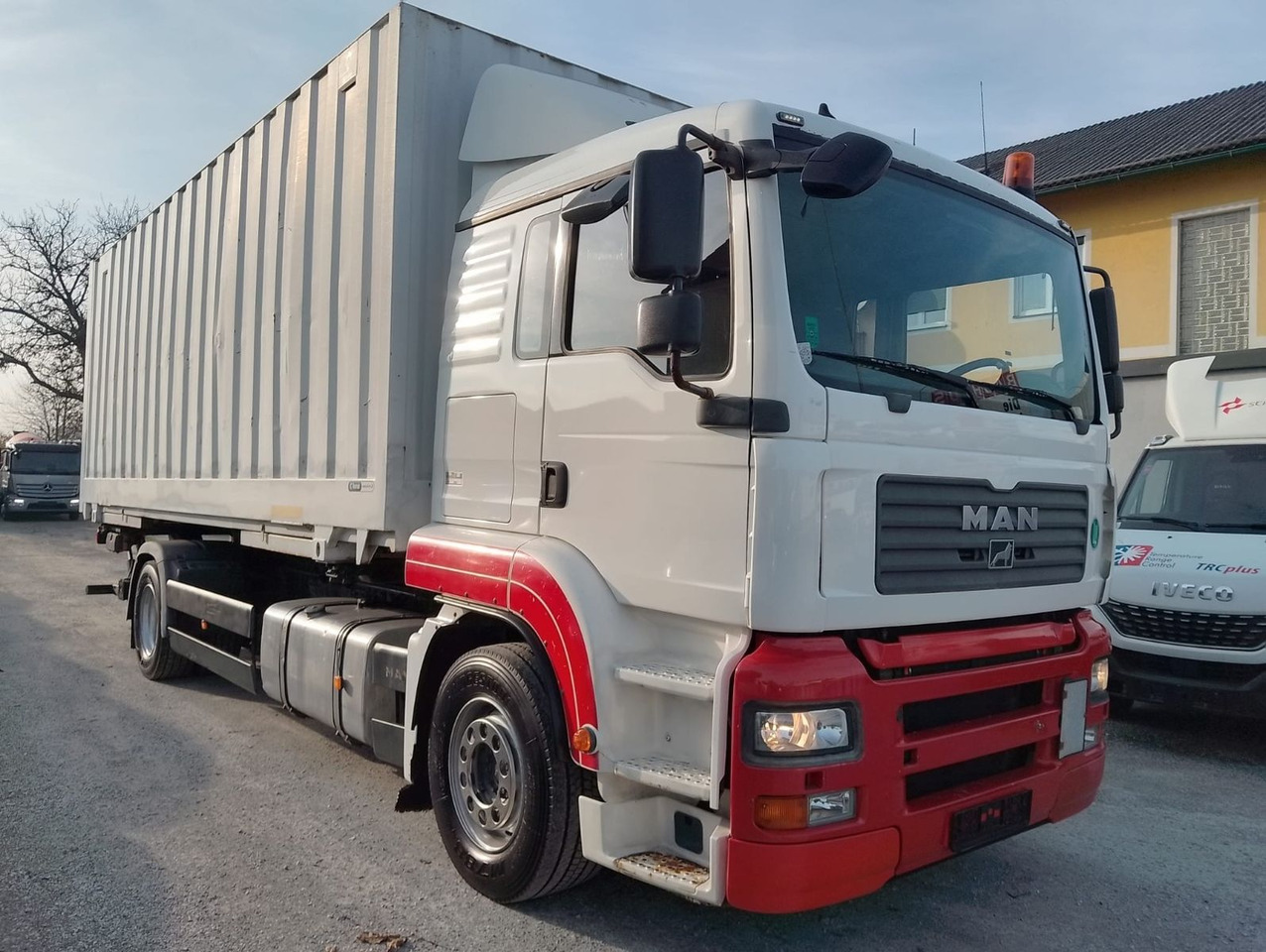 MAN TGA 18 320 - Φορτηγό μεταφοράς εμπορευματοκιβωτίων/ Κινητό αμάξωμα: φωτογραφία 2 MAN TGA 18 320 - Φορτηγό μεταφοράς εμπορευματοκιβωτίων/ Κινητό αμάξωμα: φωτογραφία 2
