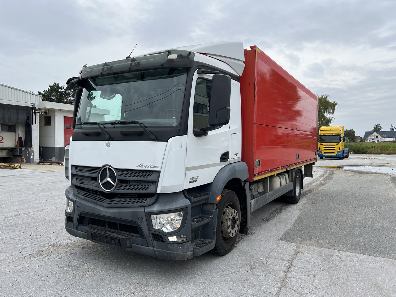 MERCEDES-BENZ ANTOS  1832 Getränkw.  LBW | Klima |  EURO 6 - Φορτηγό για τη μεταφορά ποτών: φωτογραφία 1 MERCEDES-BENZ ANTOS  1832 Getränkw.  LBW | Klima |  EURO 6 - Φορτηγό για τη μεταφορά ποτών: φωτογραφία 1