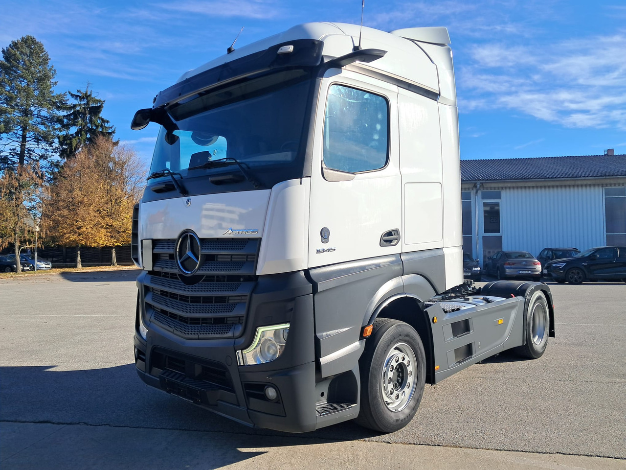 MERCEDES-BENZ Actros 18 45 | Retarder | Standklima | 4 Stück MP5 - Τράκτορας: φωτογραφία 1 MERCEDES-BENZ Actros 18 45 | Retarder | Standklima | 4 Stück MP5 - Τράκτορας: φωτογραφία 1