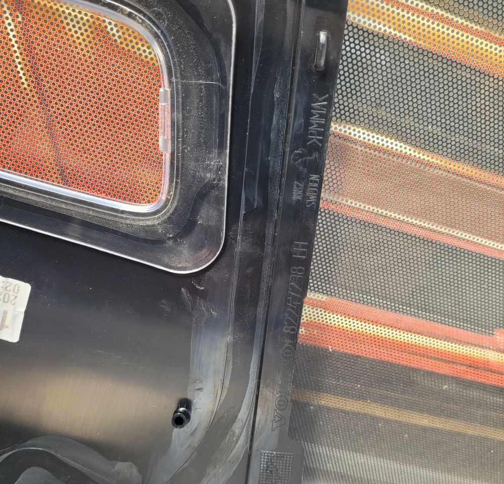 BLENDA NAROZNIK VOLVO FH4 FH5 XL ORYGINAŁ CHWALIM116 - Αμάξωμα και εξωτερικό για Φορτηγό: φωτογραφία 4 BLENDA NAROZNIK VOLVO FH4 FH5 XL ORYGINAŁ CHWALIM116 - Αμάξωμα και εξωτερικό για Φορτηγό: φωτογραφία 4