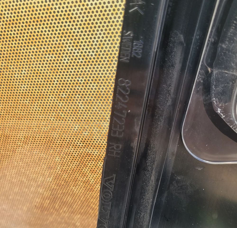 BLENDA NAROZNIK VOLVO FH4 FH5 XL ORYGINAŁ CHWALIM116 - Αμάξωμα και εξωτερικό για Φορτηγό: φωτογραφία 5 BLENDA NAROZNIK VOLVO FH4 FH5 XL ORYGINAŁ CHWALIM116 - Αμάξωμα και εξωτερικό για Φορτηγό: φωτογραφία 5